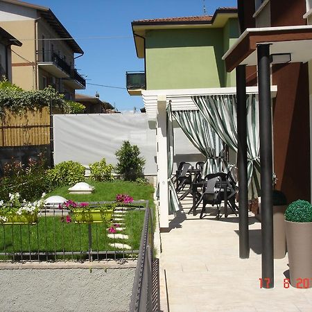Blau Vacanze Peschiera del Garda Bagian luar foto