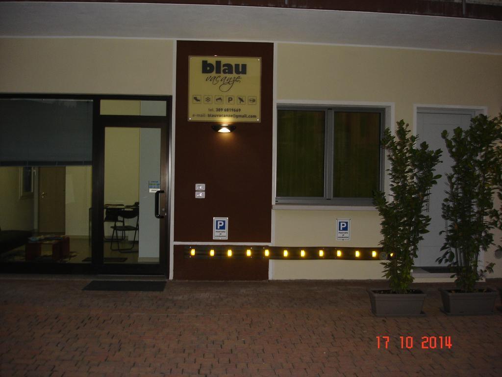 Blau Vacanze Peschiera del Garda Bagian luar foto